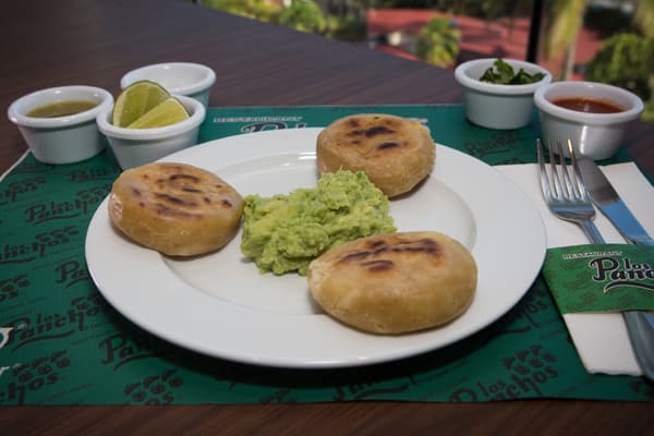 Restaurante Los Panchos orden de gorditas