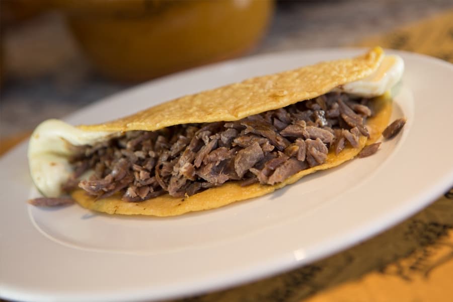 quesadillas los panchos en el menú anzures