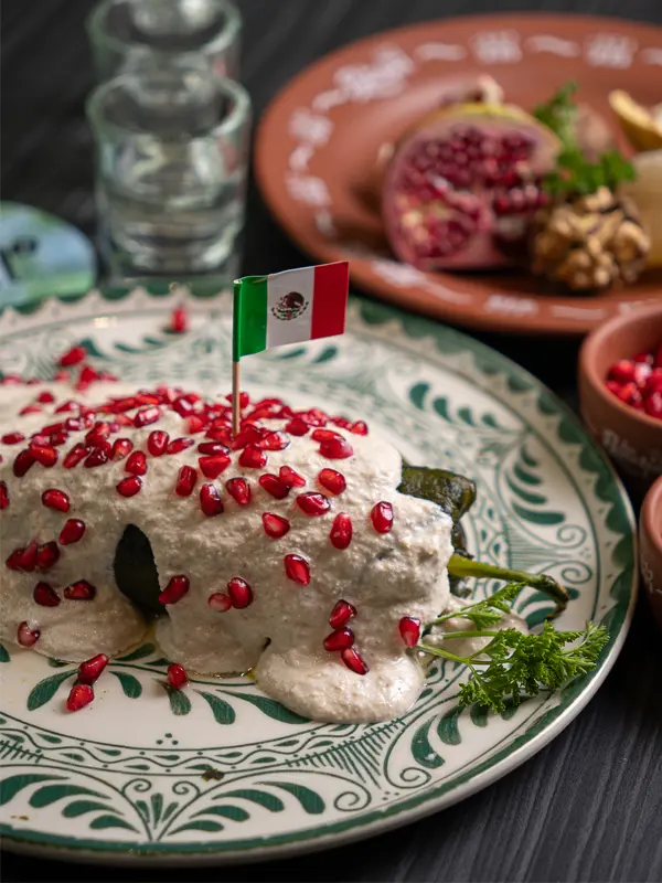 chile en nogada los panchos